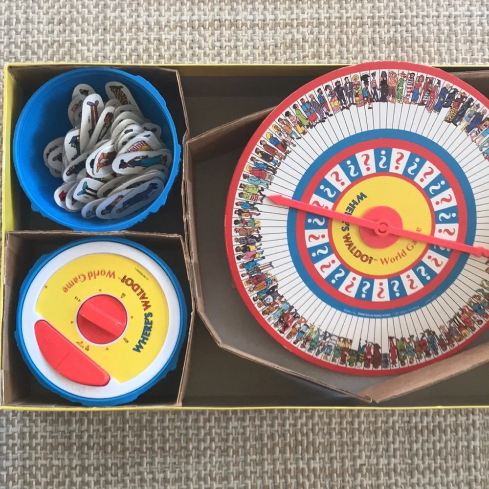 Vintage Where's Waldo World Game